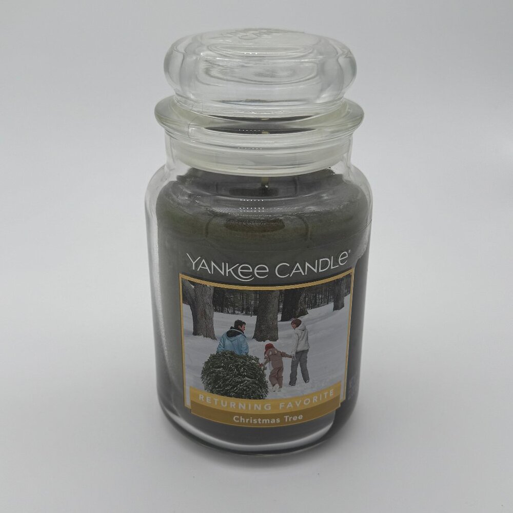Yankee Candle Returning Favorite Christmas Tree 22 oz Large Jar Candle